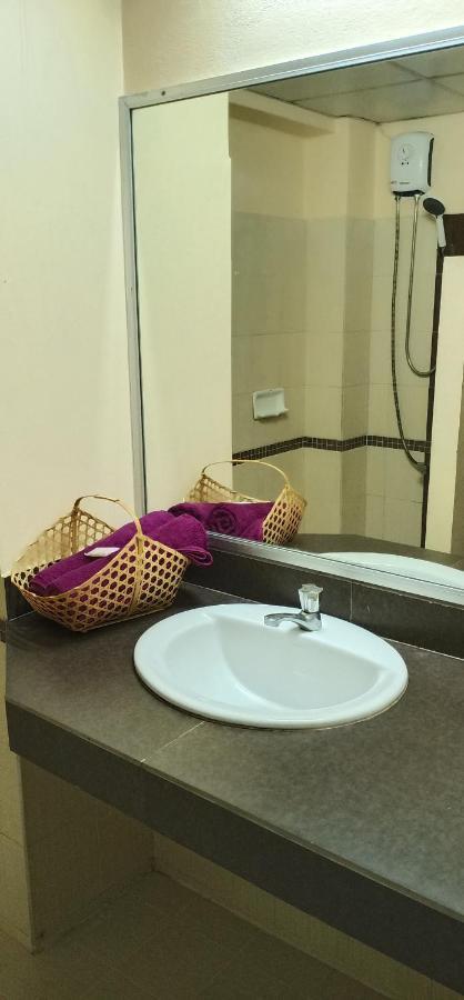 Banyan Resort Bangsaen Extérieur photo